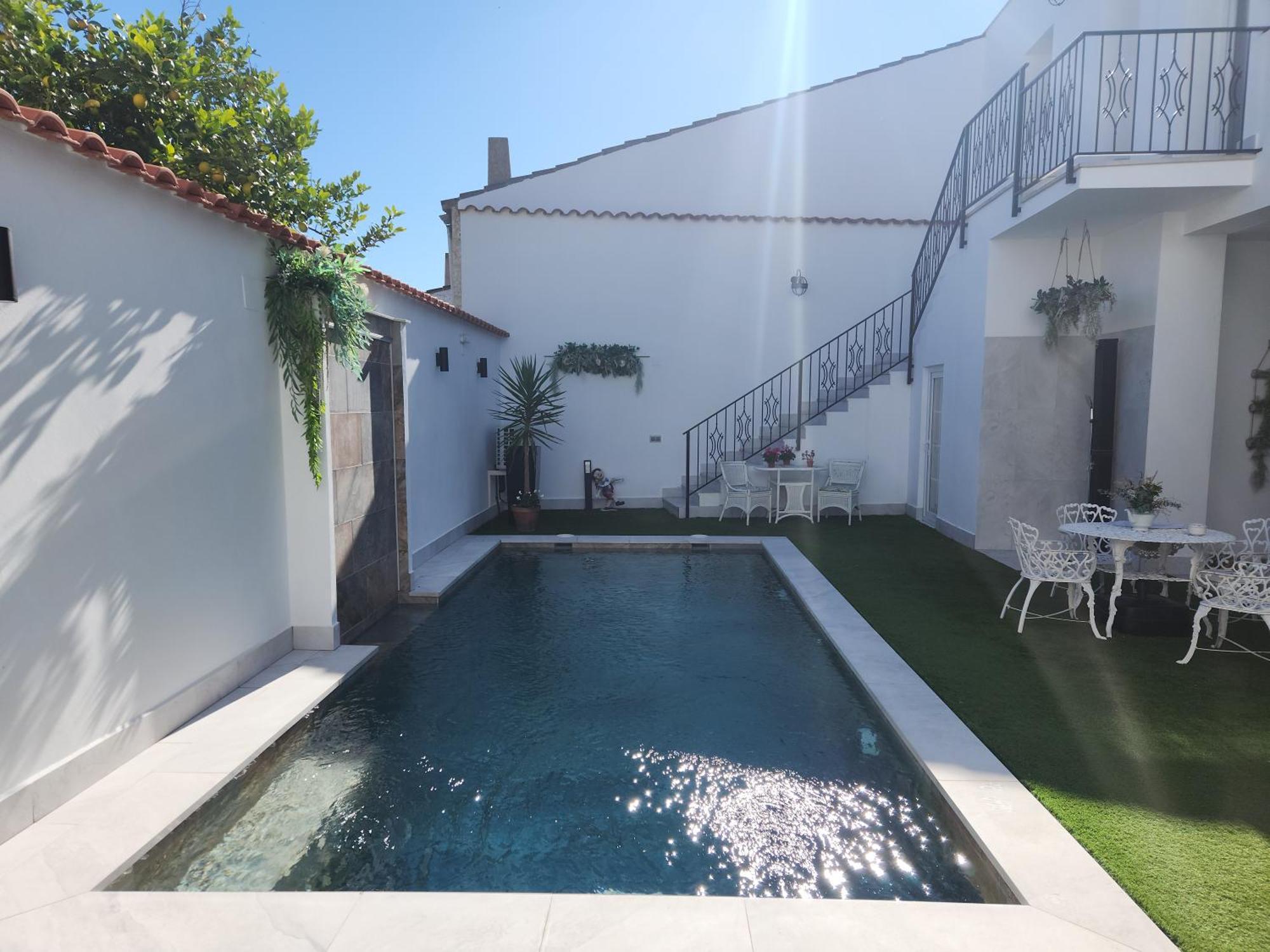 Hotel Boutique Iulia 5 Estrellas Medina de las Torres Екстериор снимка