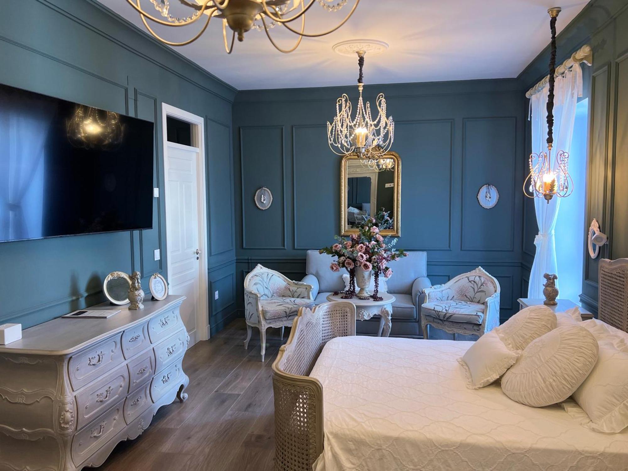 Hotel Boutique Iulia 5 Estrellas Medina de las Torres Екстериор снимка
