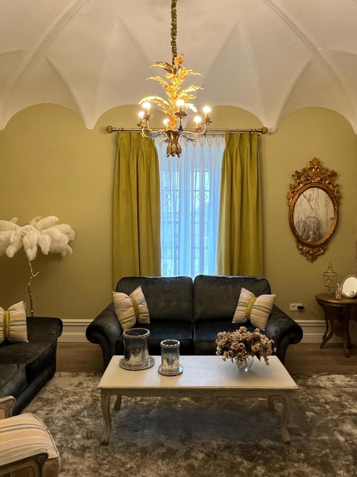 Hotel Boutique Iulia 5 Estrellas Medina de las Torres Екстериор снимка